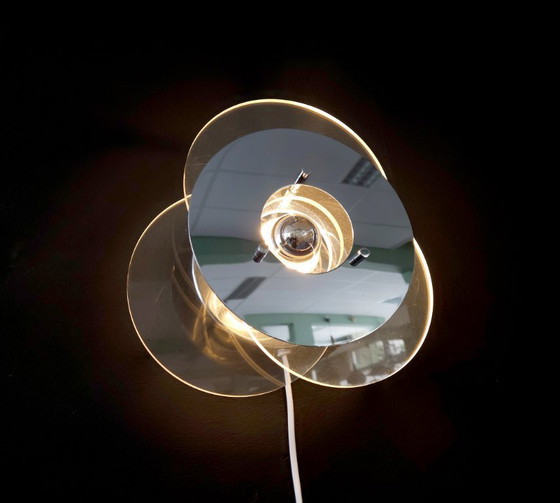 Image 1 of Space age wandlamp met plexiglas en chroom, 70s lamp, vintage wandlamp