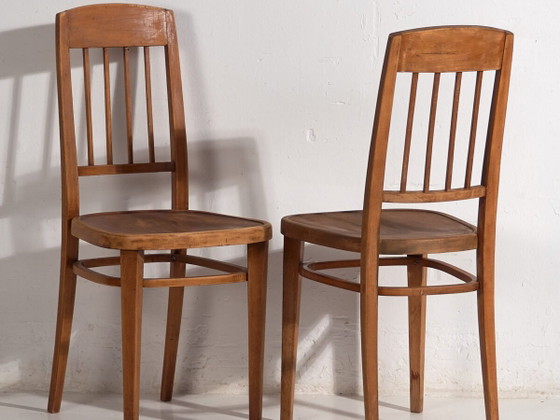 Antike Thonet Stühle (ca. 1920). Zweierset #2 – Esszimmerstühle (photo 2 of 10)