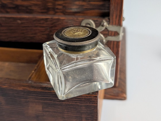 Image 1 of Mobiletto da scrittura vittoriano in quercia con tamburo automatico, XIX secolo