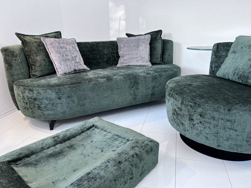 3-piece lounge set consisting of sofa, armchair and pet bed