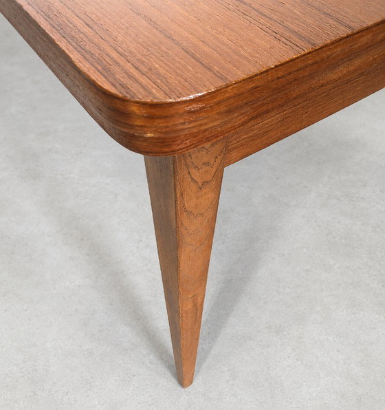 Scandinavian Extendable Teak Dining Table, Circa 1960 – Wood (photo 3 of 9)