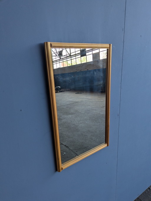 Espejo antiguo de madera con marco de pino. – spiegels, Wood, Glass