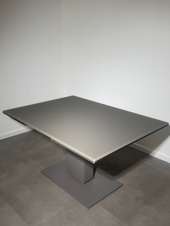 Image 1 of Calligaris Echo uitschuifbare glazen eettafel – 140–240 cm