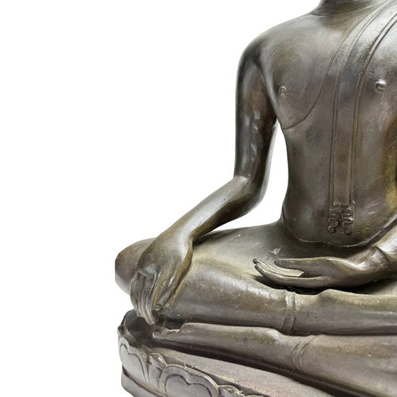 Antiguo Buda Sukhothai de Bronce Tailandés del Siglo XIX – Fundición Pesada Premium (47.5 cm / 12.6 kg) (photo 9 of 11)