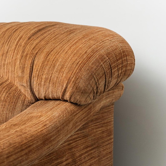 Image 1 of DIVANO 3 POSTI IN TESSUTO A COSTE ANNI ’70 VINTAGE MODERNARIATO