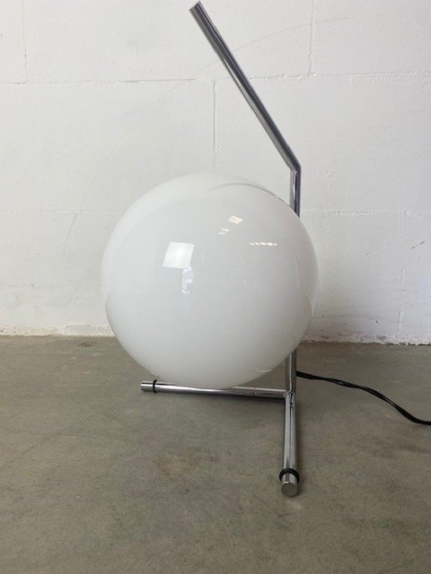 Image 1 of Flos IC light Low T1 Design Michael Anastassiades