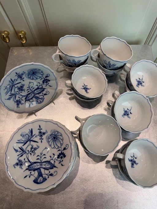 Service à café et à thé Meissen original, motif oignon – 22 pièces – premier choix – servies, Porcelain (photo 2 of 9)