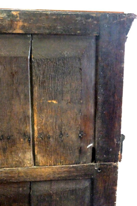 Image 1 of Prachtige 17de eeuwse Zeeuwse kast. 