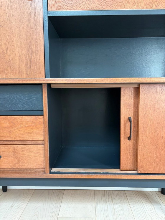 Image 1 of Vintage dressoir