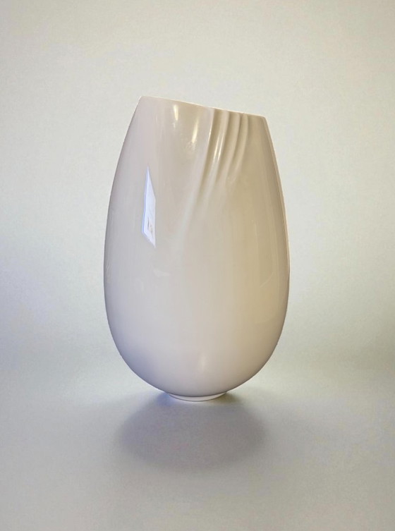 Image 1 of Furstenberg vase in white porcelain