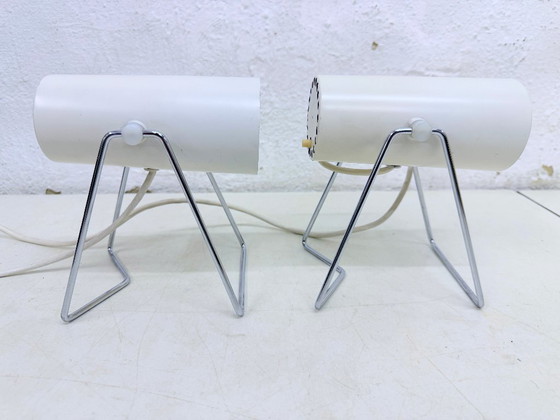 2 minimalistische cilindrische tafellampen in Space Age-stijl uit de jaren 60 en 70. – Metal (photo 7 of 12)