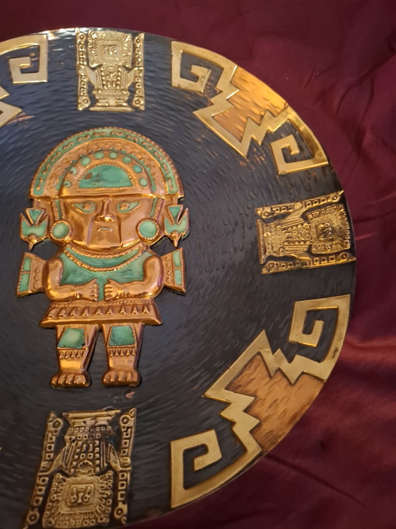 Plato de pared peruano antiguo de cobre y latón – 29 cm "El Tumi" (Dios Sol Inca) Decoración (photo 3 of 6)