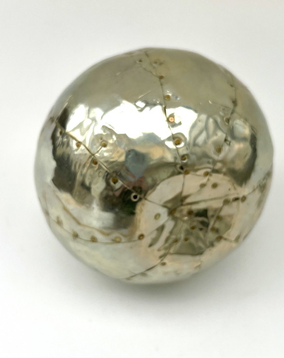 Image 1 of Studio-Metal-Art / Brutalist Metal Fruit Sculptures (ca. 1970/80er) Handgefertigte Metall-Skulptur „Birne" -