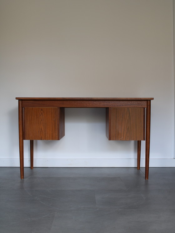 Vintage Deens Bureau In Teak – Wood (photo 7 of 11)