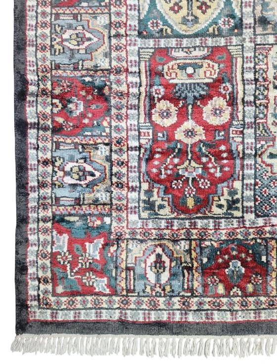 Image 1 of Handgeknüpfte persische Seiden-Kashmir-Teppichpaneele, 120 x 195 cm