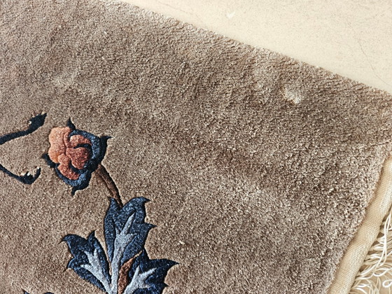 Handgeknoopt zijden vloerkleed met kraanvogelmotief, China, jaren 50 – Vloerkleden en tapijten, Silk (photo 16 of 18)