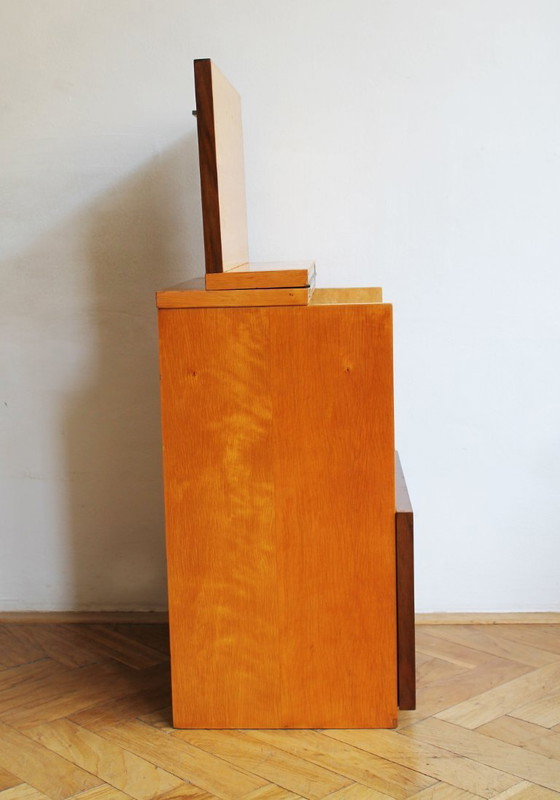 Image 1 of Armadio per bevande minimalista degli anni '60 con apertura superiore e frontale