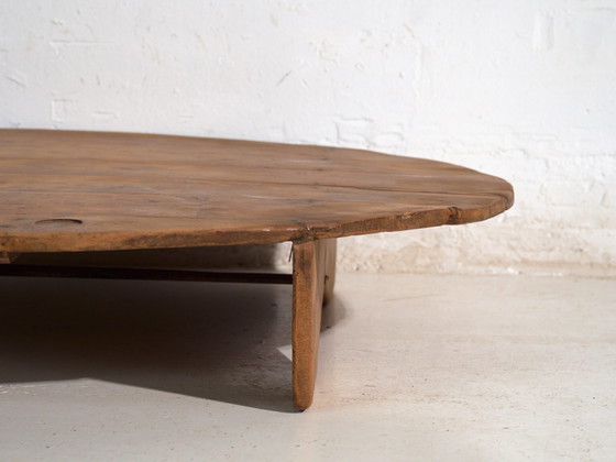 Mesa baja redonda antigua de madera de pino – Europa Central, circa 1940 – Mesas de centro, Rustic (photo 37 of 40)