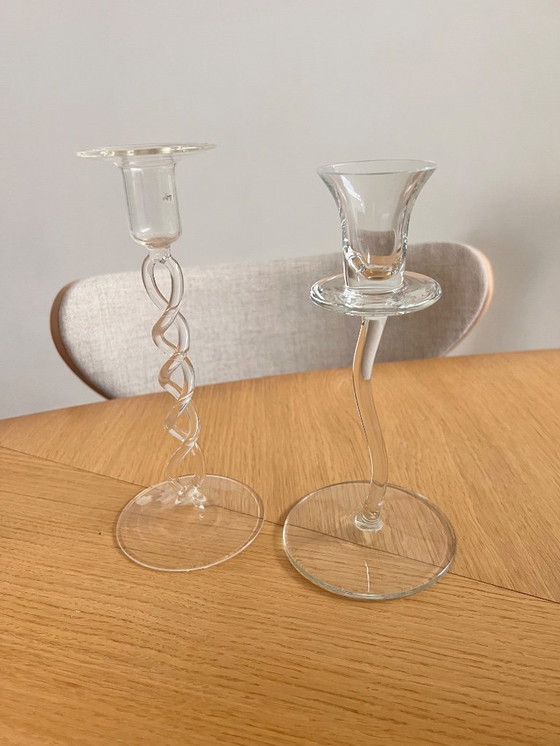 Image 1 of Candelabro de cristal transparente de forma orgánica.