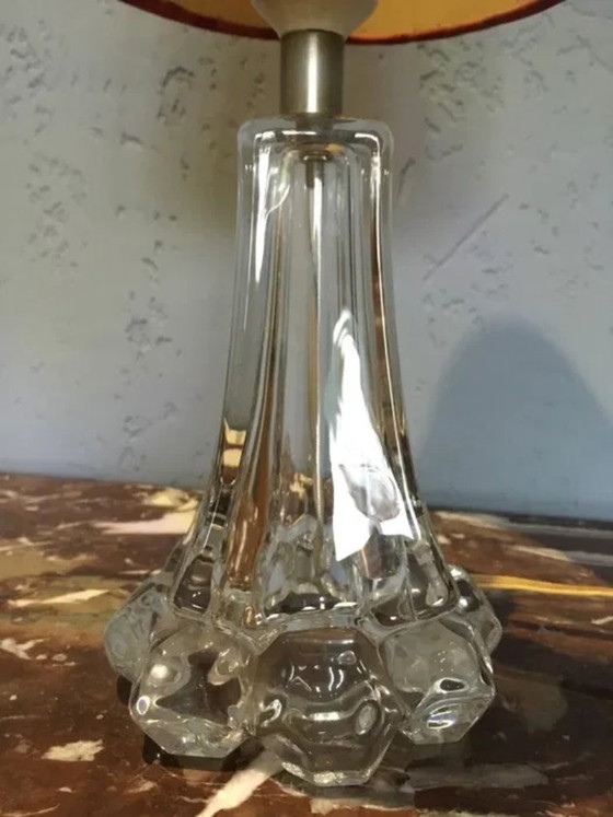 Lampada da tavolo in cristallo Vannes Le Châtel con paralume in tessuto rosso, anni '70, Lampade da tavolo (foto 7 di 9)