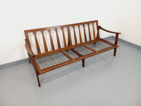 Image 1 of Arne Wahl Iversen voor Komfort 3-zits Scandinavische vintage bank in teak en stof uit de jaren 60