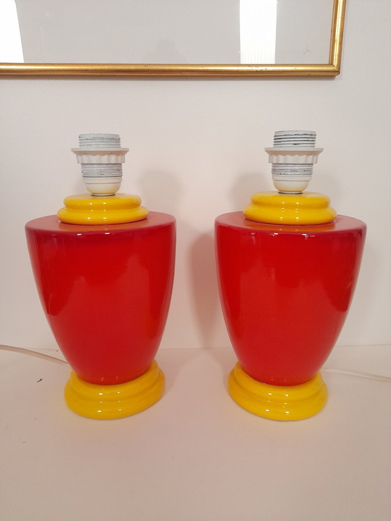 Image 1 of Paar rode en gele postmoderne Memphis-lampen uit de jaren 80