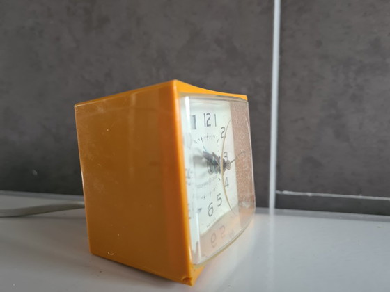 Image 1 of Reloj despertador GE General Electric - años 60/70 - amarillo