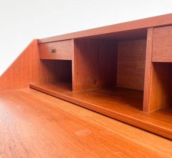 Image 1 of Charmanter dänischer Sekretär oder Schminktisch, 1960er Jahre