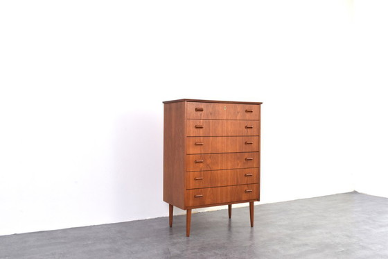 Image 1 of Cassettiera danese in teak di metà secolo, anni '60.