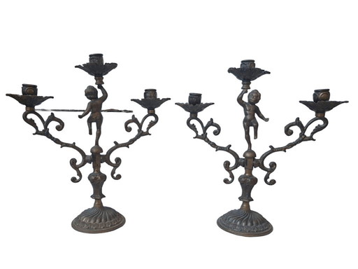 Paar antike Kandelaber aus massiver Bronze – Ende des 19. Jahrhunderts – Stil Ludwigs XV.