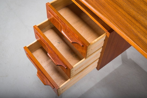 Image 1 of Scrivania Boomerang in teak danese di IMHA Mobelfabrik