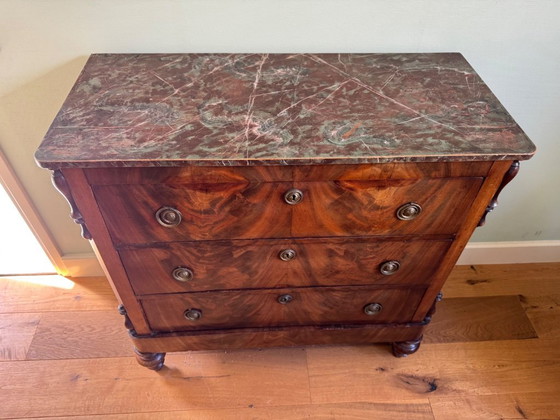 Image 1 of Cómoda antigua de caoba siglo XIX