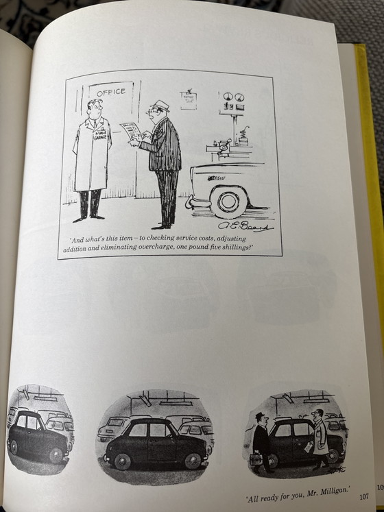 Livre : Accident de moto à travers Punch – Cadeaux, Paper (photo 8 of 10)