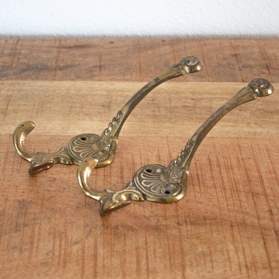 Image 1 of Set di 2 appendiabiti decorativi vintage in ottone, stile italiano Hollywood Regency.