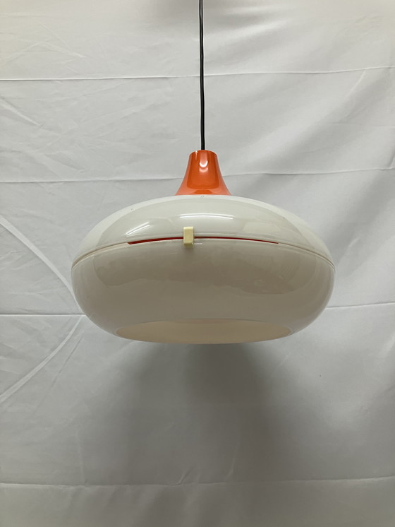 Image 1 of Lampada a sospensione vintage Space Age in plastica bianca e arancione, 1970