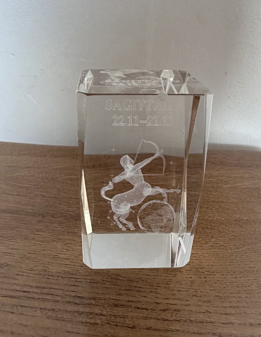 Scultura tridimensionale in cristallo del segno zodiacale del Sagittario – decoratieve objecten, Glass
