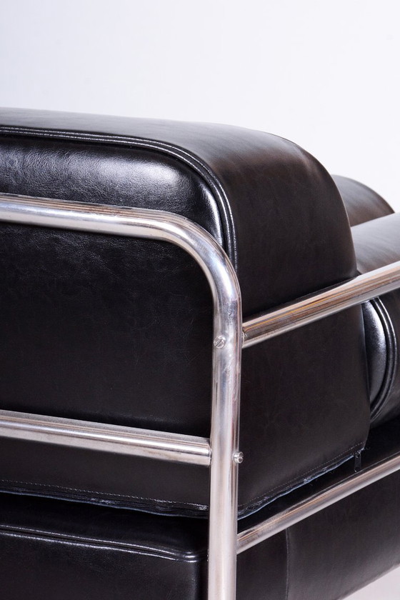 Restauriertes Bauhaus-Sofa, von Robert Slezak, Chrom, Leder, Tschechien, 1930er Jahre – Leather, Metal (photo 9 of 13)