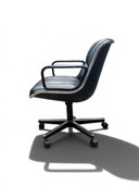 Fauteuil Executive Charles Pollock pour Knoll, cuir noir