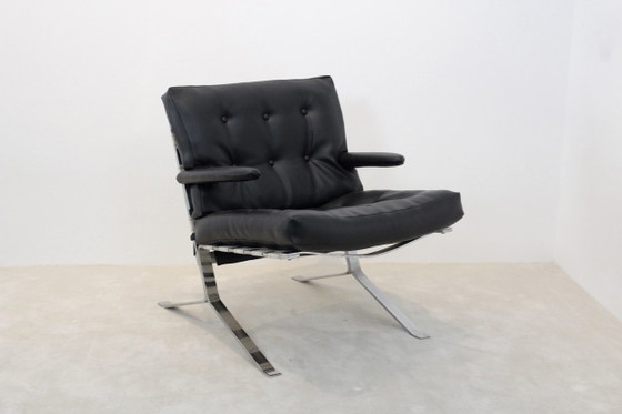 Sillón Lounge Mid Century de Respaldo Bajo en Cromo, Mourgue, Sillones reclinables, Negro, Mid Century Modern (foto 4 de 7)