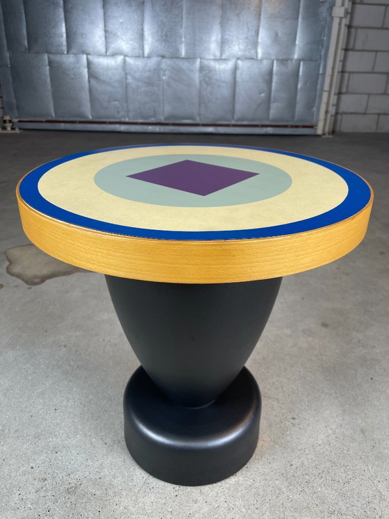 Zanotta, Lipari Coffee table By Sottsass (Stock: 2) – Metal, Plastic (photo 5 of 7)