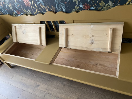 Image 1 of Schwedische Flip-Pop-Bank Ockergelb