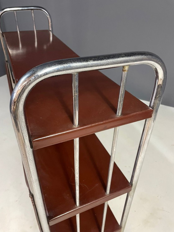 Image 1 of Étagère Bauhaus en acier plié et en tôle chromée, Europe, années 1930