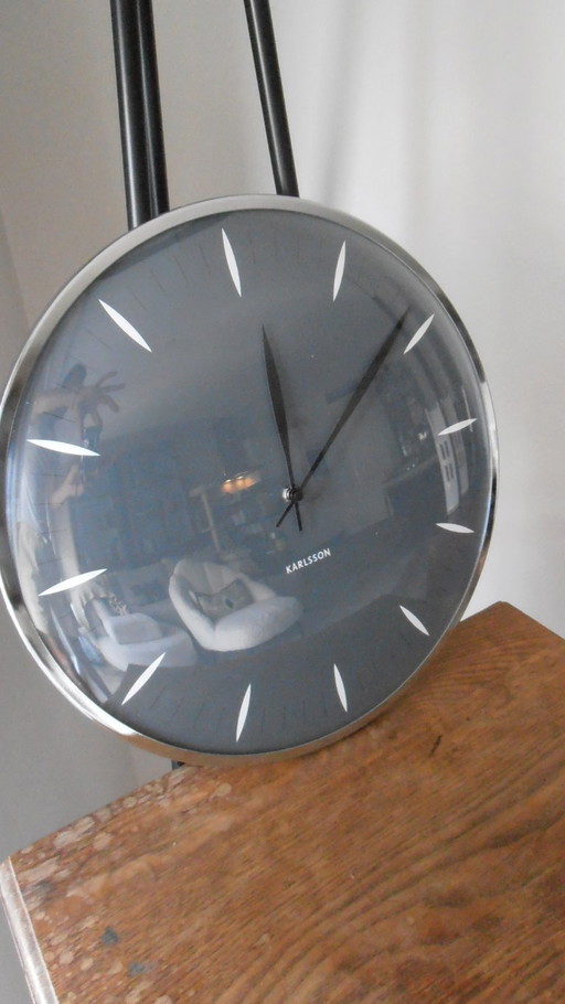 KARLSSON Designer-Wanduhr, neuer Zustand. 41cm
