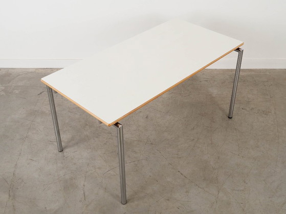 Image 1 of Mesa laminada, diseño danés, 2000, fabricada por Randers Møbelfabrik.