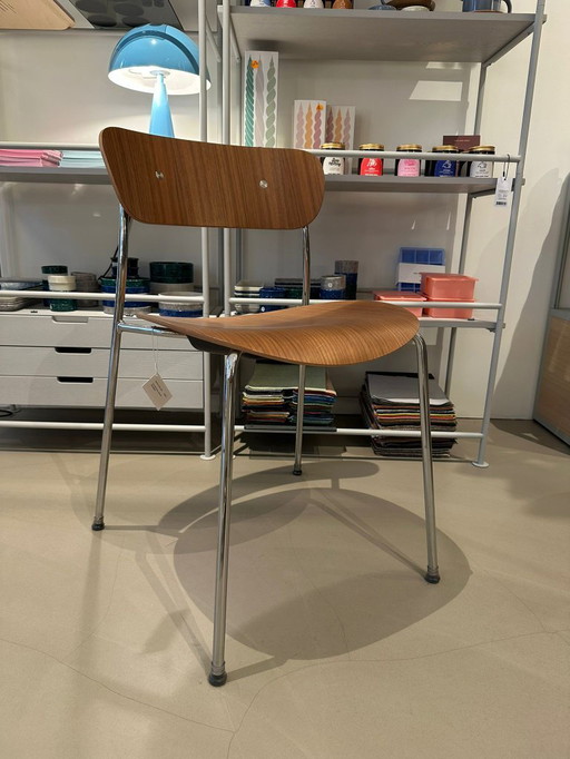 &tradition Pavilion chair AV1