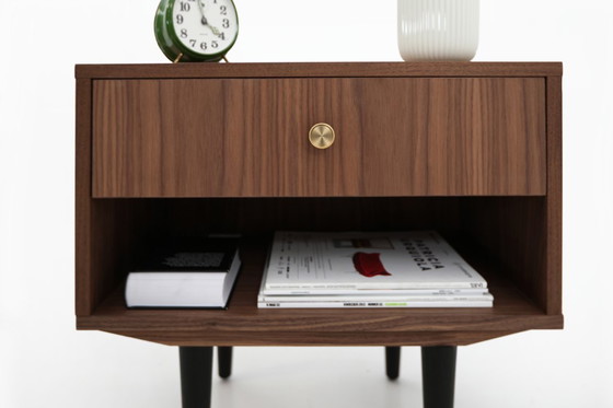 Image 1 of Nachtkastje met lade P04