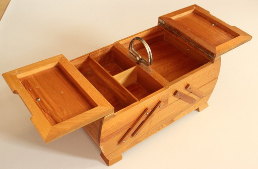 Kleiner Nähkasten 50er/60er Jahre aufklappbar - Vintage