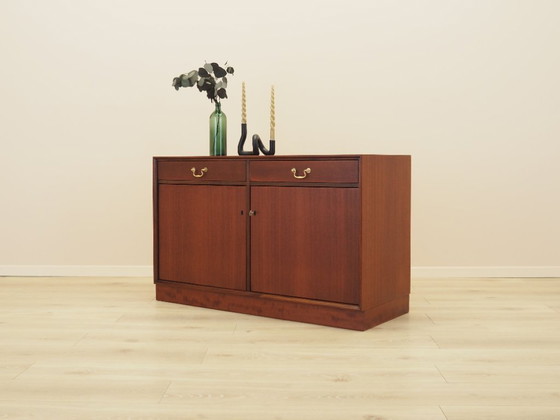 Mobile danese impiallacciato in mogano con cassetti e ante con serratura, anni '70 – Cassettiere, Legno (photo 4 of 12)