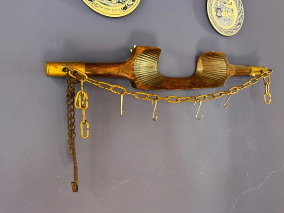 Image 1 of Giogo in legno con raccordi in ottone