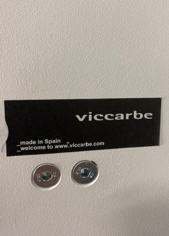 Image 1 of perchero ventana - diseño Vincent Van Duysen